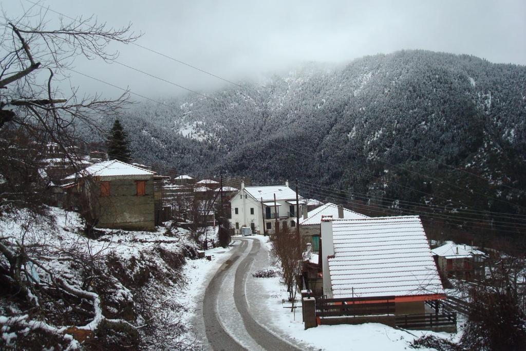 Elatou Hotel Ano Chora Buitenkant foto