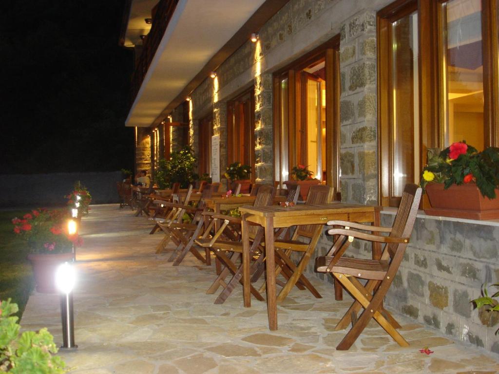 Elatou Hotel Ano Chora Buitenkant foto
